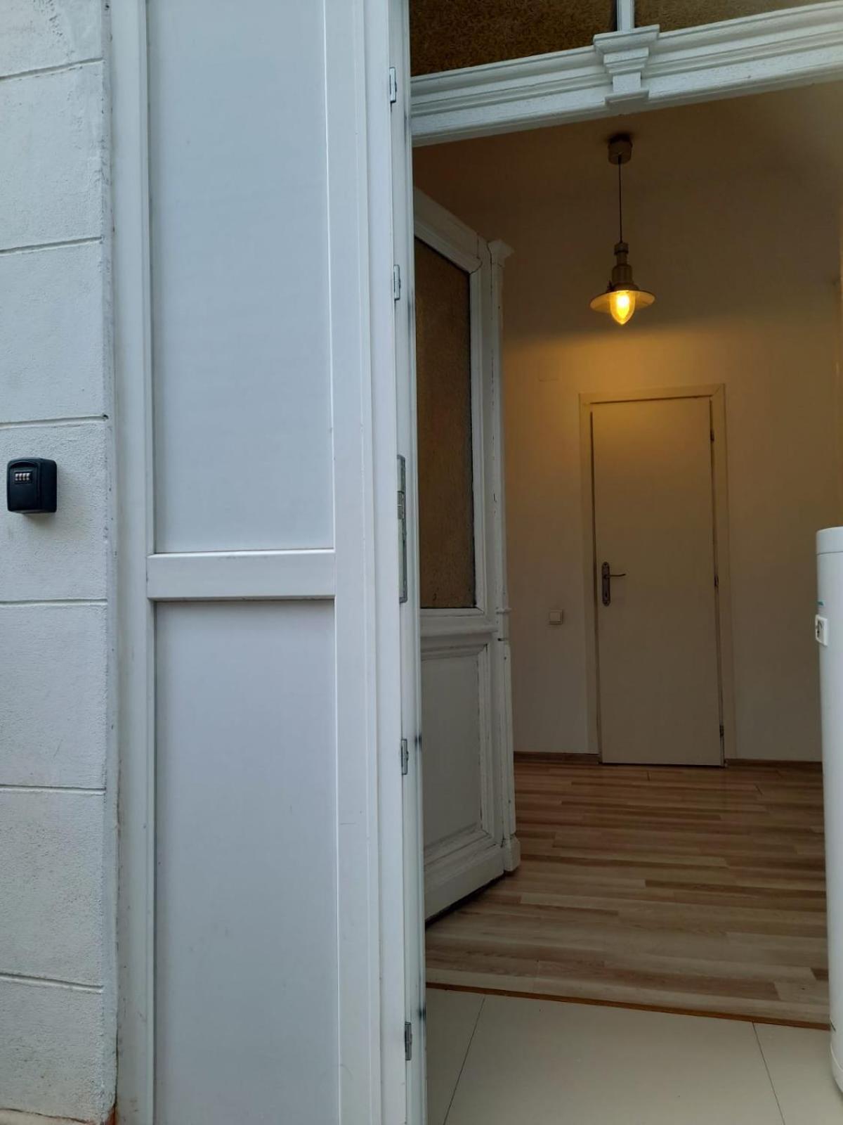 Appartement Casa Liveni à Bucarest Extérieur photo