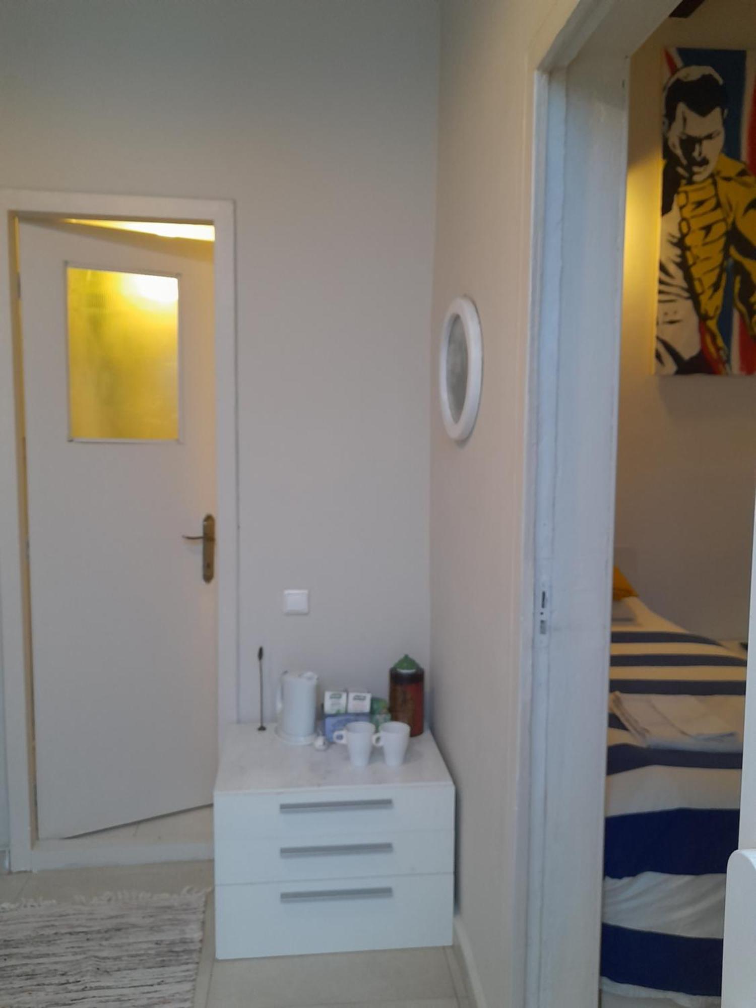 Appartement Casa Liveni à Bucarest Extérieur photo